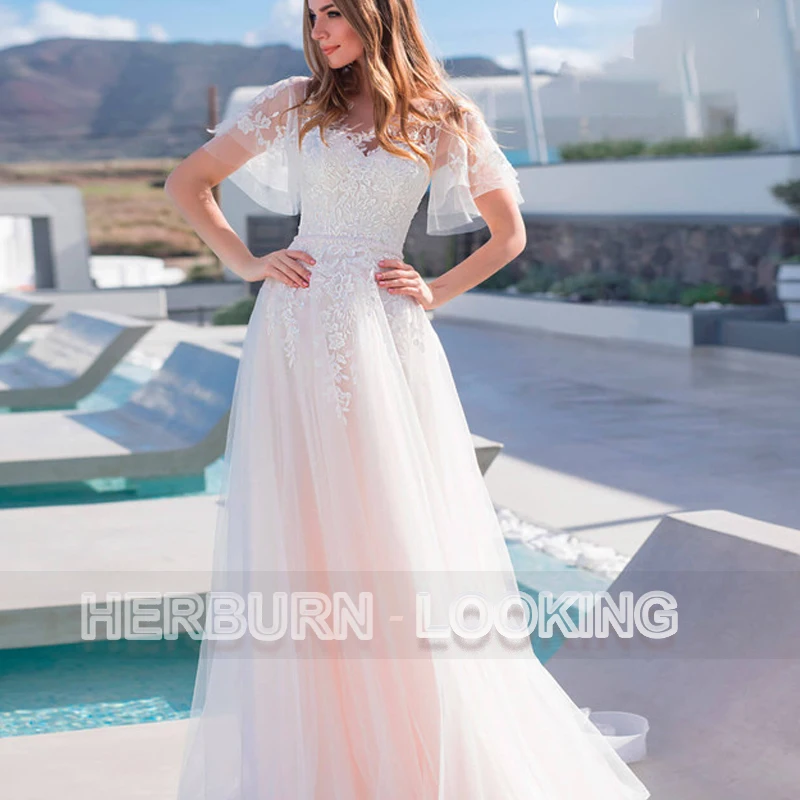HERBURNL Princess Simple Wedding Dress 2022 Tulle Satin Scoop Backless Floor-length Custom Made Lace Apliques Robe De Mariée
HERBURNL Princess Simple Wedding Dress 2022 Tulle Satin Scoop Backless Floor-length Custom Made Lace Apliques Robe De Mariée