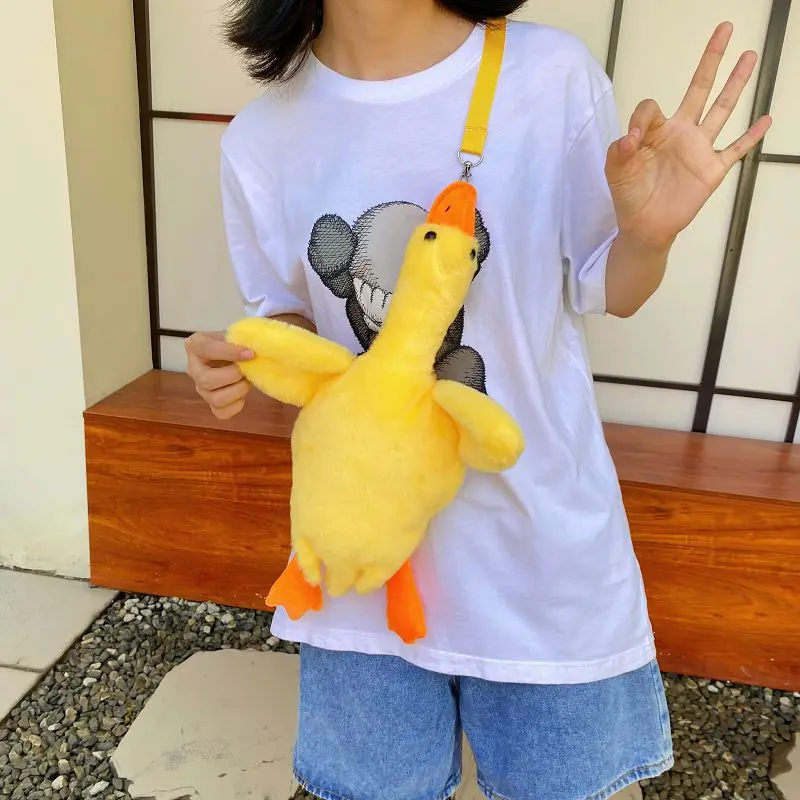 Cartoon Duck Plush Shoulder Bag Creative Big White Goose Doll Plushie Messenger Bag Kawaii Clothing Matching Gift For Children
Cartoon Duck Plush Shoulder Bag Creative Big White Goose Doll Plushie Messenger Bag Kawaii Clothing Matching Gift For Children