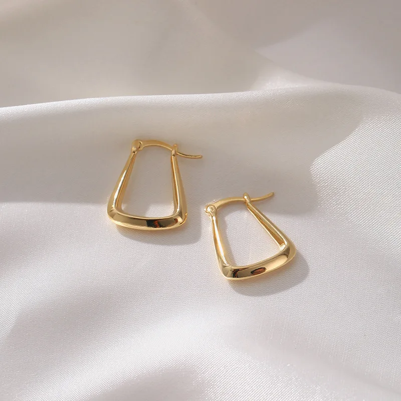 2022 New Trendy Geometric Square Hoop Earrings for Women Fashion Gold/Silver Color Irregular Metal Huggies Earrings Jewelry
2022 New Trendy Geometric Square Hoop Earrings for Women Fashion Gold/Silver Color Irregular Metal Huggies Earrings Jewelry