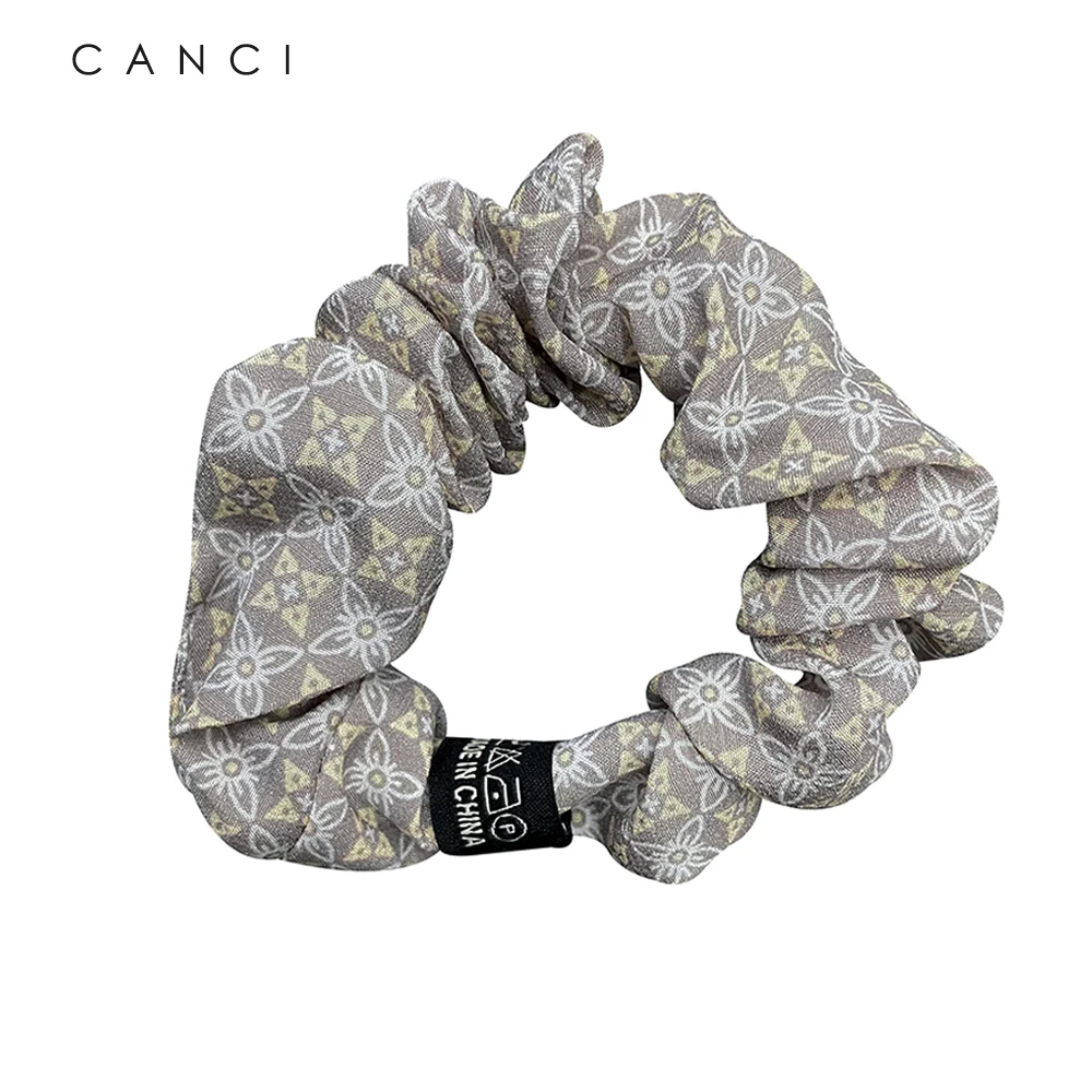 100% Real Silk Mulberry Scrunchies Silk Large Tie Hair Bands Scrunchie Retro Ponytail Holder Rope Accessories For Women Girls
100% Real Silk Mulberry Scrunchies Silk Large Tie Hair Bands Scrunchie Retro Ponytail Holder Rope Accessories For Women Girls