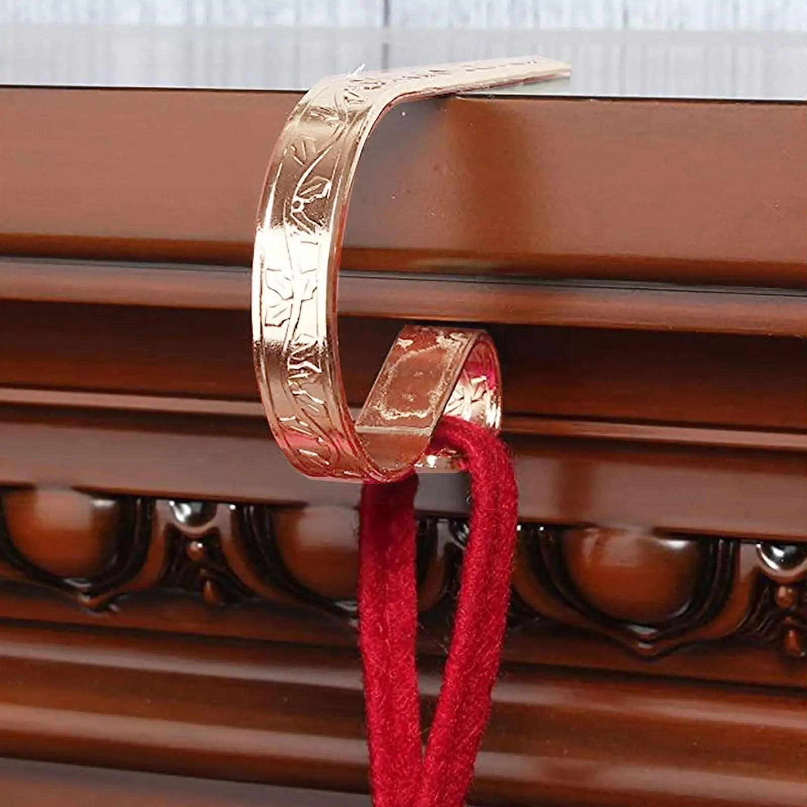 1pc Christmas Stocking Holders,metal Mantel Fireplace Garland Stockings Hangers Holders For Mantel Christmas Decoration Hoo O1r2
1pc Christmas Stocking Holders,metal Mantel Fireplace Garland Stockings Hangers Holders For Mantel Christmas Decoration Hoo O1r2