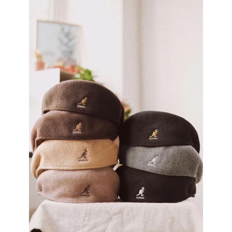 KANGOL Kangaroo Hat Wool British Beret Fashion Wild Tide Brand Women Beret Camel and Black Hat Caps for Men Fedora Hat
KANGOL Kangaroo Hat Wool British Beret Fashion Wild Tide Brand Women Beret Camel and Black Hat Caps for Men Fedora Hat