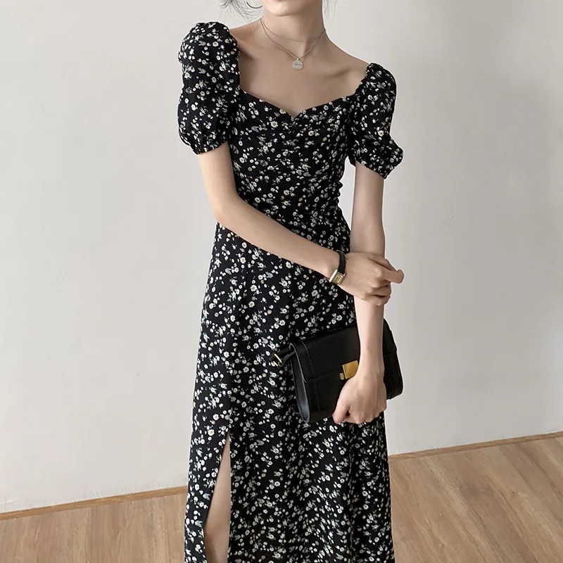 Summer new French square collar floral dress female black design sense tea break skirt long skirt
Summer new French square collar floral dress female black design sense tea break skirt long skirt
