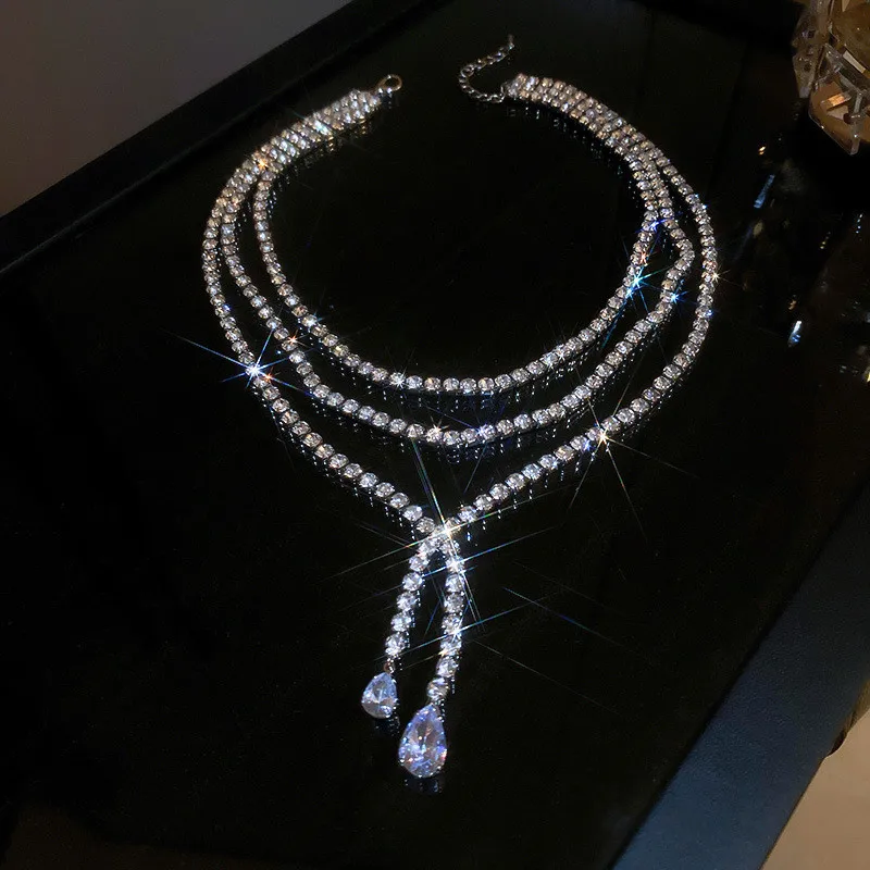 FYUAN Luxury Multilayer Crystal Choker Necklaces for Women Long Tassel Rhinestones Necklaces Statement Jewelry
FYUAN Luxury Multilayer Crystal Choker Necklaces for Women Long Tassel Rhinestones Necklaces Statement Jewelry