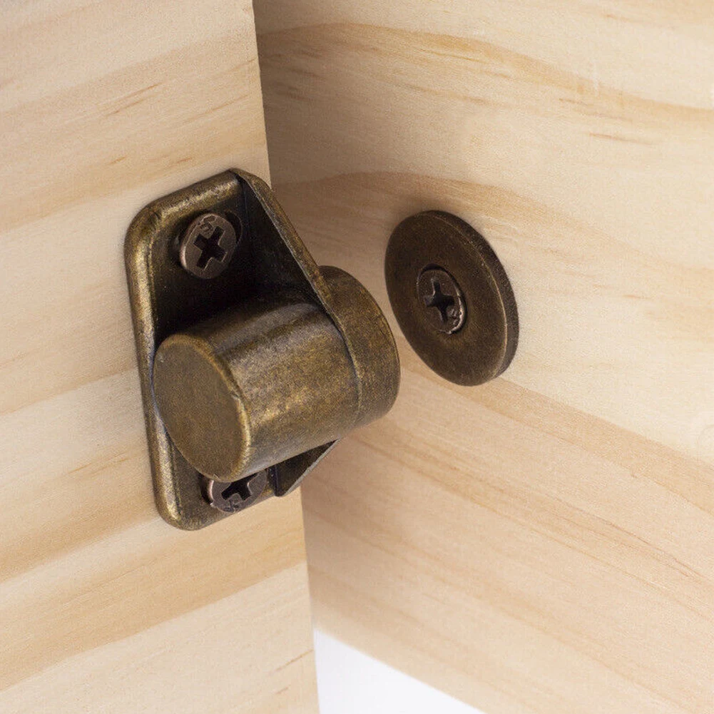 Thick Zinc Alloy Magnetic Door Catch Latch for Closet Cabinet and Wardrobe Doors Includes Screws for Easy Installation
Thick Zinc Alloy Magnetic Door Catch Latch for Closet Cabinet and Wardrobe Doors Includes Screws for Easy Installation