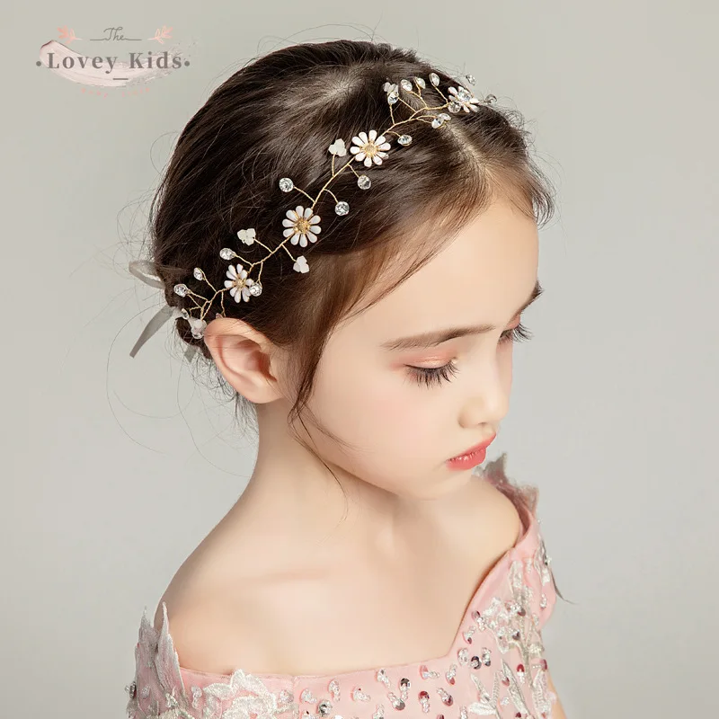 Baby Girl Crown 2022 Flower Patchwork Princess Sweet Adjustable Bandage Headdress Wedding Birthday Headpiece Hair Wreath Tiara
Baby Girl Crown 2022 Flower Patchwork Princess Sweet Adjustable Bandage Headdress Wedding Birthday Headpiece Hair Wreath Tiara