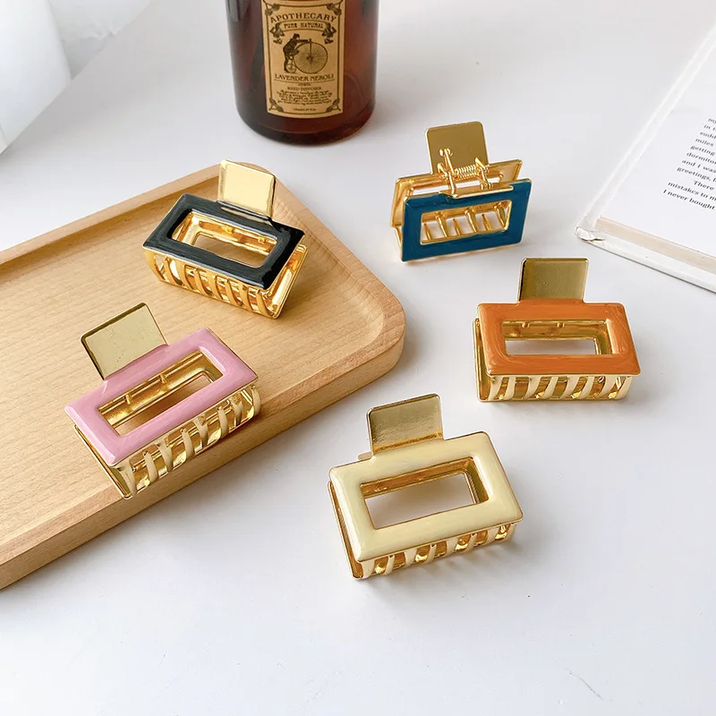 New Europe Women Fashion 5cm Square Hollow Alloy Hair Clips Accessories High Quatliy Metal Epoxy Hair Claws
New Europe Women Fashion 5cm Square Hollow Alloy Hair Clips Accessories High Quatliy Metal Epoxy Hair Claws