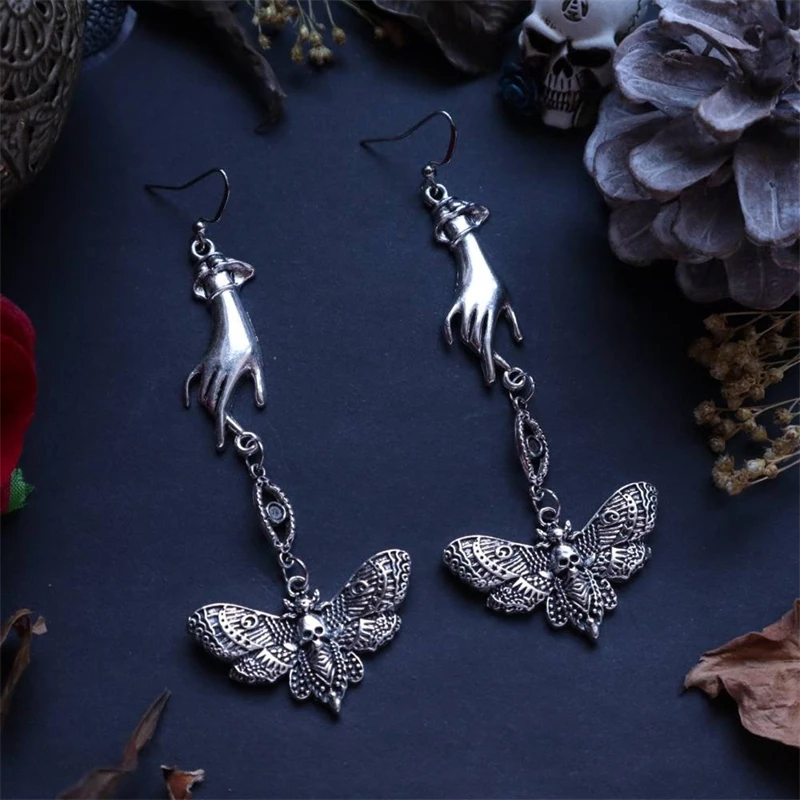 Retro Silver Color Gothic Skull Moth Hand Pendant Earrings Punk Style Woman Fashion Party Earrings Jewelry Gifts Accessories
Retro Silver Color Gothic Skull Moth Hand Pendant Earrings Punk Style Woman Fashion Party Earrings Jewelry Gifts Accessories