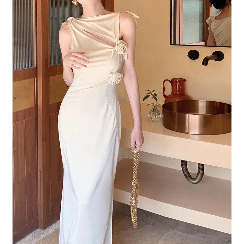 

Gentle three-dimensional flower niche design sense dress, slim fit for women, French long skirt trend