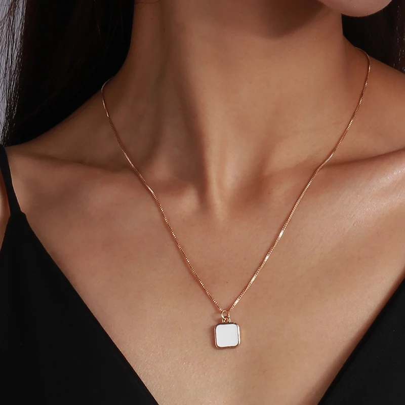 New Simple Style Tiny Square Pendants Necklaces Chains Necklaces for Women Girl Valentine's Day Jewelry Collar
New Simple Style Tiny Square Pendants Necklaces Chains Necklaces for Women Girl Valentine's Day Jewelry Collar
