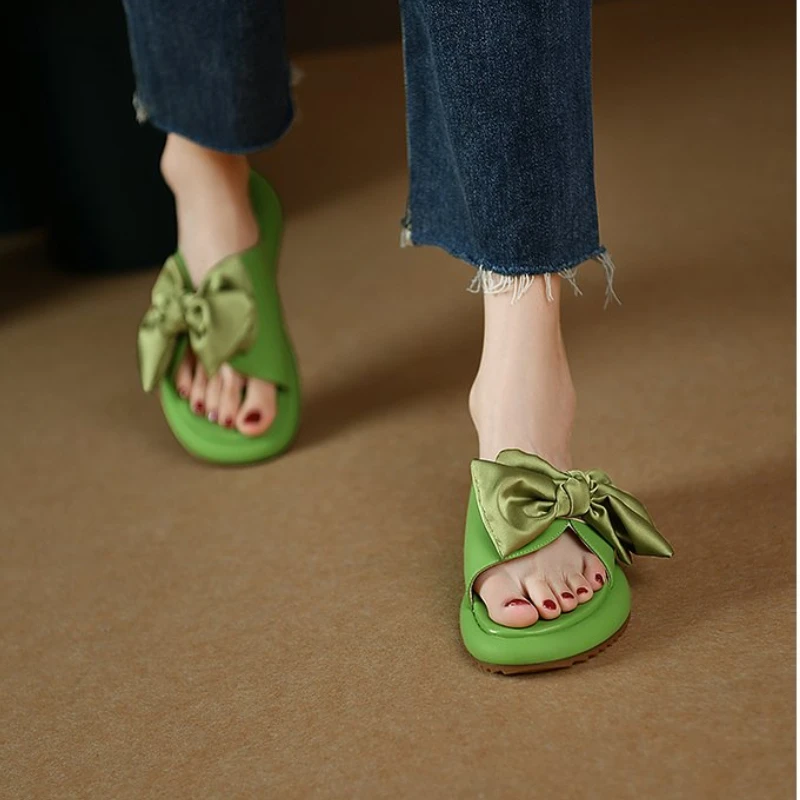 Women's Slippers Summer Fashion Casual Sandals Cute Bow Thick Sole Beach Sandals Non-Slip Slippers Flat Slippers for Women 
Women's Slippers Summer Fashion Casual Sandals Cute Bow Thick Sole Beach Sandals Non-Slip Slippers Flat Slippers for Women