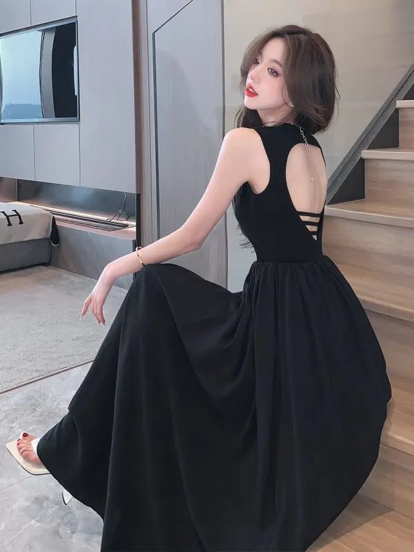 

Женское модельное платье миди без рукавов, черное ажурное элегантное праздничное платье с квадратным вырезом и открытой спиной, облегающее платье с зауженной талией, лето