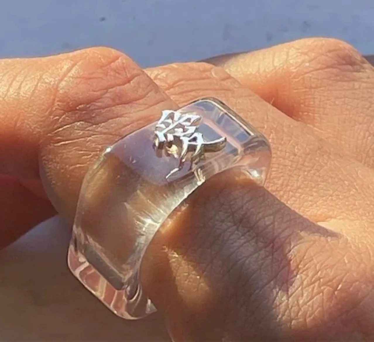 Punk Harajuku Style Transparent Acrylic Exaggerate Width Rings For Women Girls Fashion Statement Jewelry Forefinger Ring Bague
Punk Harajuku Style Transparent Acrylic Exaggerate Width Rings For Women Girls Fashion Statement Jewelry Forefinger Ring Bague