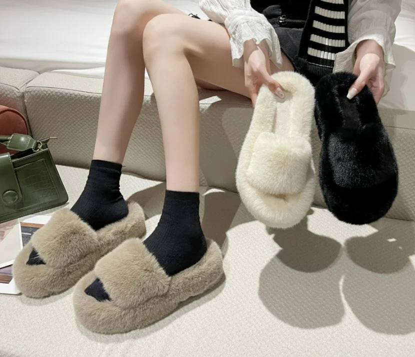 Winter Fur Women slippers Plush fluffy Home Slippers Women Cozy Soft Warm Furry Indoor House Shoes Platform Flip Flops
Winter Fur Women slippers Plush fluffy Home Slippers Women Cozy Soft Warm Furry Indoor House Shoes Platform Flip Flops