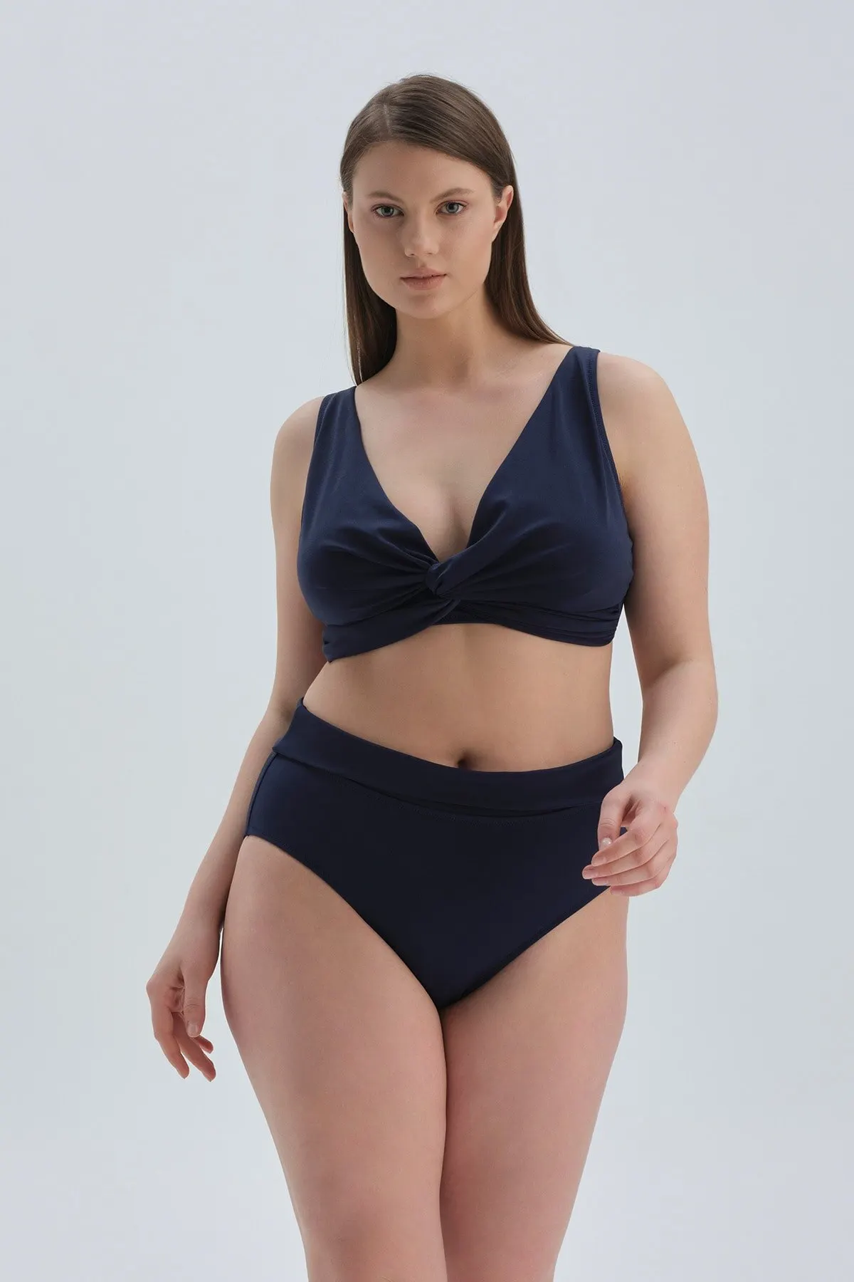 Women's Bikini Navy Blue Rise Waist Folded Bottom Swimwear Lady Swimsuit Sexy Bikini 2022 New Push Up Bikini Set Suit
Women's Bikini Navy Blue Rise Waist Folded Bottom Swimwear Lady Swimsuit Sexy Bikini 2022 New Push Up Bikini Set Suit