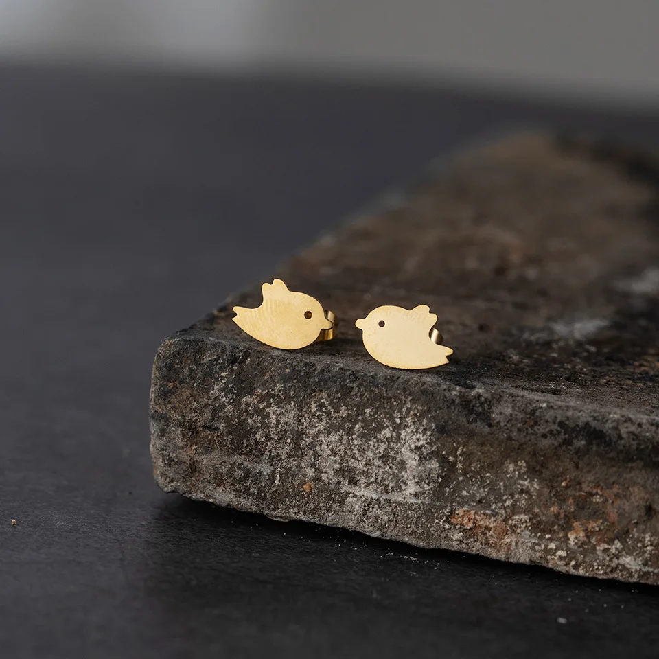 TULX Stainless Steel Stud Earring Cute Small Bird Piercing Earrings For Women Everyday Jewelry Swallow Pendientes oorbellen
TULX Stainless Steel Stud Earring Cute Small Bird Piercing Earrings For Women Everyday Jewelry Swallow Pendientes oorbellen