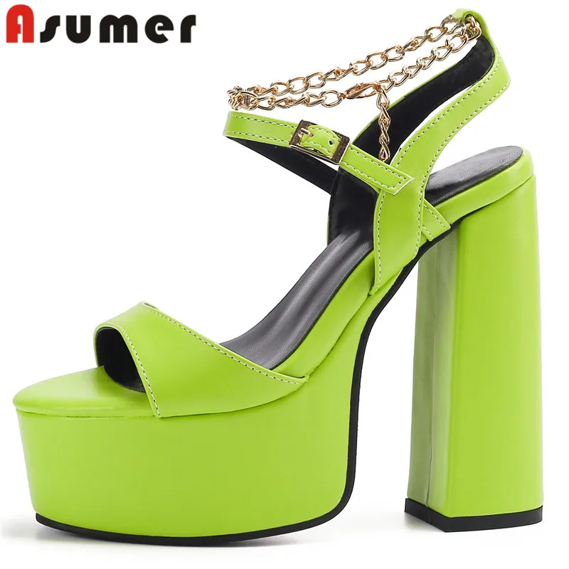 Женские босоножки на платформе, на толстом высоком каблуке
Женские босоножки на платформе, на толстом высоком каблуке