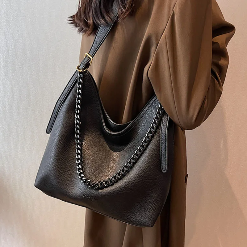 2022NewLadies Internet Celebrity Shoulder Bag Casual Underarm Bag High Quality Internet Celebrity Texture Large Capacity Handbag
2022NewLadies Internet Celebrity Shoulder Bag Casual Underarm Bag High Quality Internet Celebrity Texture Large Capacity Handbag