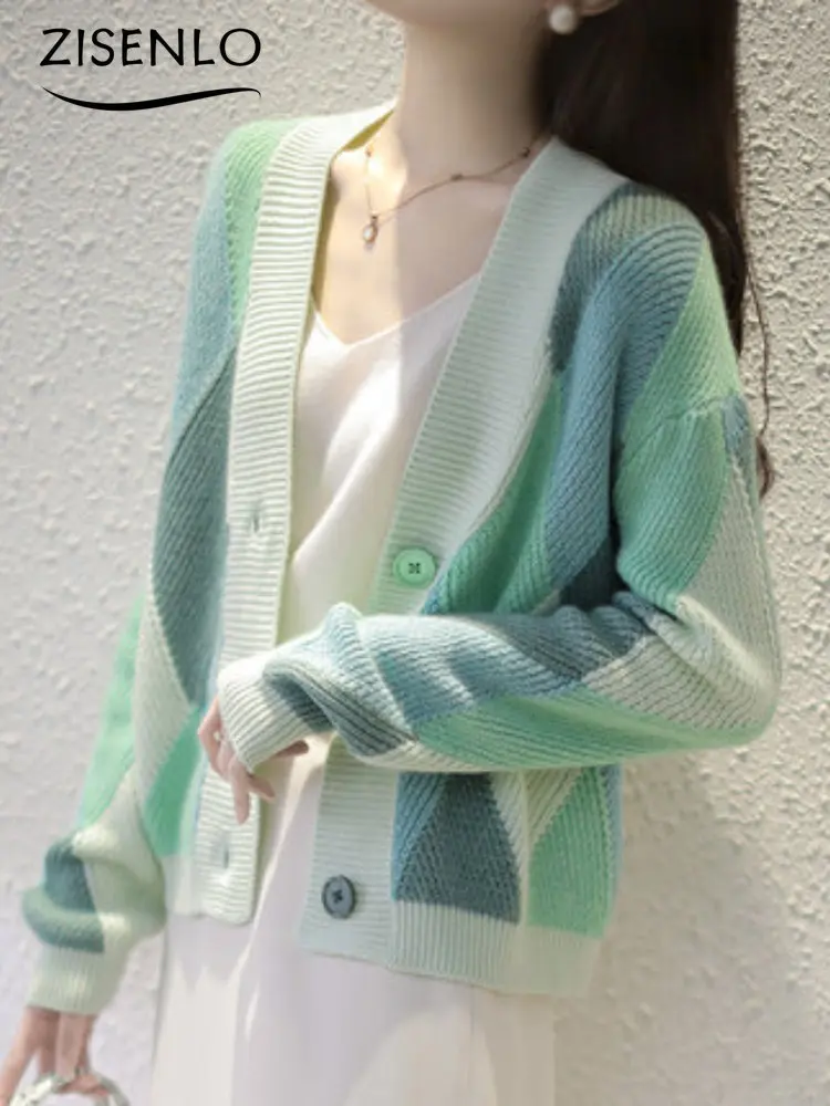Sweater Woman Winter 2022 Long-sleeved Single-breasted Knit Sweater Fashion Short Stitching V-neck Jumper Oversized Cardigan
Sweater Woman Winter 2022 Long-sleeved Single-breasted Knit Sweater Fashion Short Stitching V-neck Jumper Oversized Cardigan