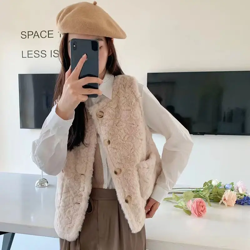 New Woman Faux Rabbit Fur Vest Female Furry Short Faux Fur Vests Coat Ladies Autumn Overcoat Sleeveless Jacket Outerwear G268
New Woman Faux Rabbit Fur Vest Female Furry Short Faux Fur Vests Coat Ladies Autumn Overcoat Sleeveless Jacket Outerwear G268
