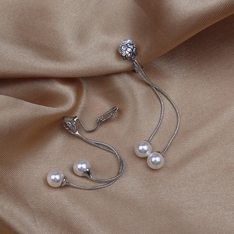 Новинка, корейские серебряные серьги-клипсы Zinconia кристалл, Длинная кисточка, серьги-клипсы для женщин, свадебная мода, не проколотые ювелир...
Новинка, корейские серебряные серьги-клипсы Zinconia кристалл, Длинная кисточка, серьги-клипсы для женщин, свадебная мода, не проколотые ювелир...