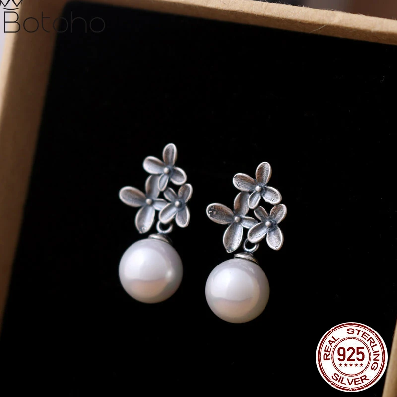 925 Sterling Silver Thai Handmade Flower Shell Pearl Stud Earrings Women Fine Jewelry Vintage Trendy Gift Party Free Shipping
925 Sterling Silver Thai Handmade Flower Shell Pearl Stud Earrings Women Fine Jewelry Vintage Trendy Gift Party Free Shipping