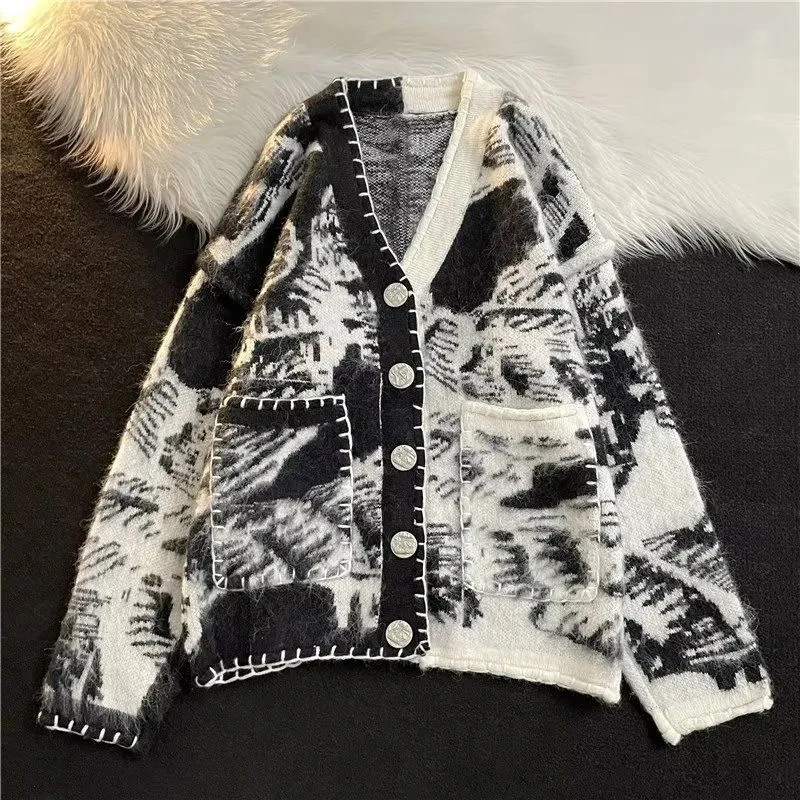 2023 Spring Autumn Sweater Cardigan Coat For Women Clothing Retro Casual Knit Jackets Girls Tops BC433
2023 Spring Autumn Sweater Cardigan Coat For Women Clothing Retro Casual Knit Jackets Girls Tops BC433