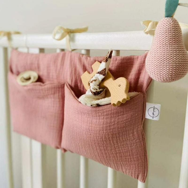 Portable Baby Crib Storage Bag Cotton Multifunctional Newborn Bed Headboard Organizer For Kids Baby Bedding Bedside Diaper Bags
Portable Baby Crib Storage Bag Cotton Multifunctional Newborn Bed Headboard Organizer For Kids Baby Bedding Bedside Diaper Bags