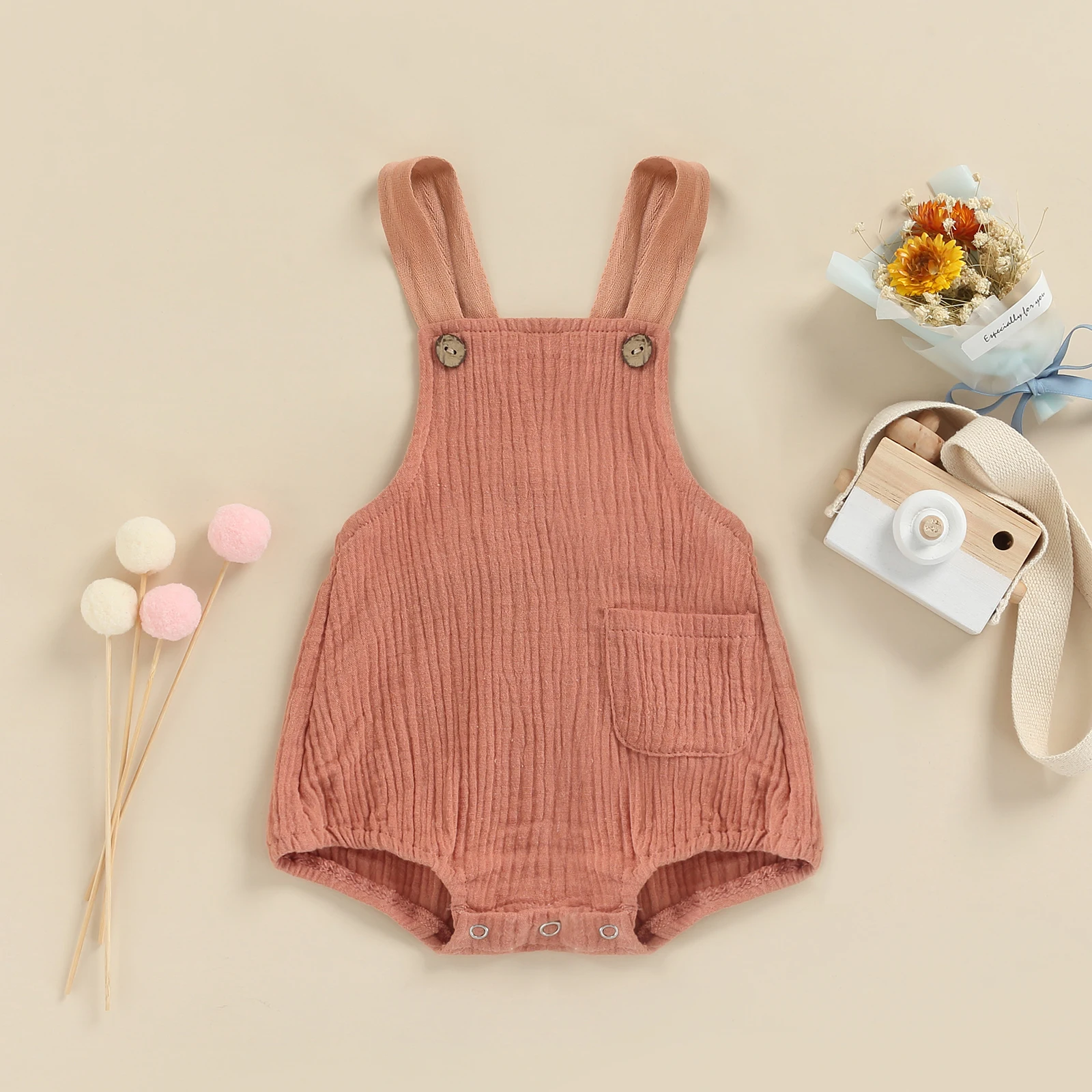 Newborn Baby Solid Color Bodysuit Wide Shoulder Straps Pocket e Jumpsuit Romper Clothes
Newborn Baby Solid Color Bodysuit Wide Shoulder Straps Pocket e Jumpsuit Romper Clothes