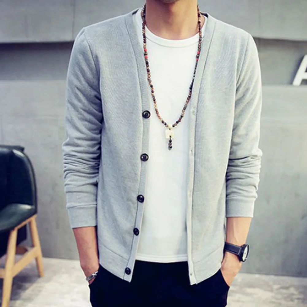 Light Grey Knitwear Coat V Neck Men's Sweaters in Plus Size Button Front Cardigan Tops Fashionable and Loose
Light Grey Knitwear Coat V Neck Men's Sweaters in Plus Size Button Front Cardigan Tops Fashionable and Loose
