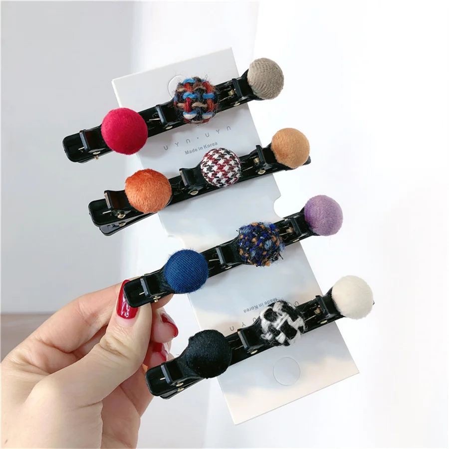 Retro Style Hair Claws Clip For Women Girls Plaid Button Hair Clip Hairpin Bangs Clip Fashion Hair Accessories Hair Styling Tool
Retro Style Hair Claws Clip For Women Girls Plaid Button Hair Clip Hairpin Bangs Clip Fashion Hair Accessories Hair Styling Tool