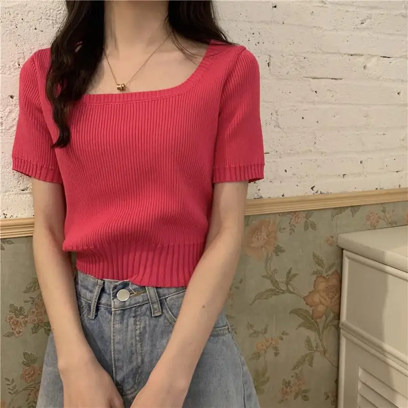 2022 NEW FASHION WOMEN Summer casual solid color short-sleeved all-match square neck T-shirt
2022 NEW FASHION WOMEN Summer casual solid color short-sleeved all-match square neck T-shirt