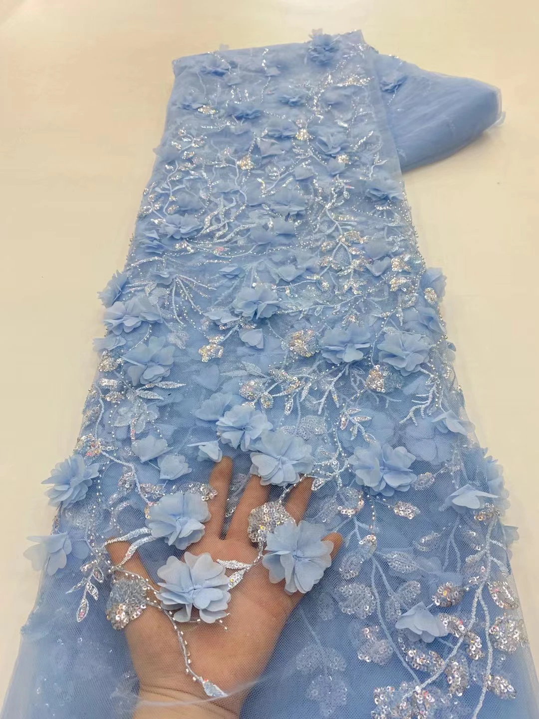 New Arrival French Popular Embrordered 3D Flower Lace With Beaded Afirca Mesh Fabric Lace With Sequins Party Evening Dress
New Arrival French Popular Embrordered 3D Flower Lace With Beaded Afirca Mesh Fabric Lace With Sequins Party Evening Dress