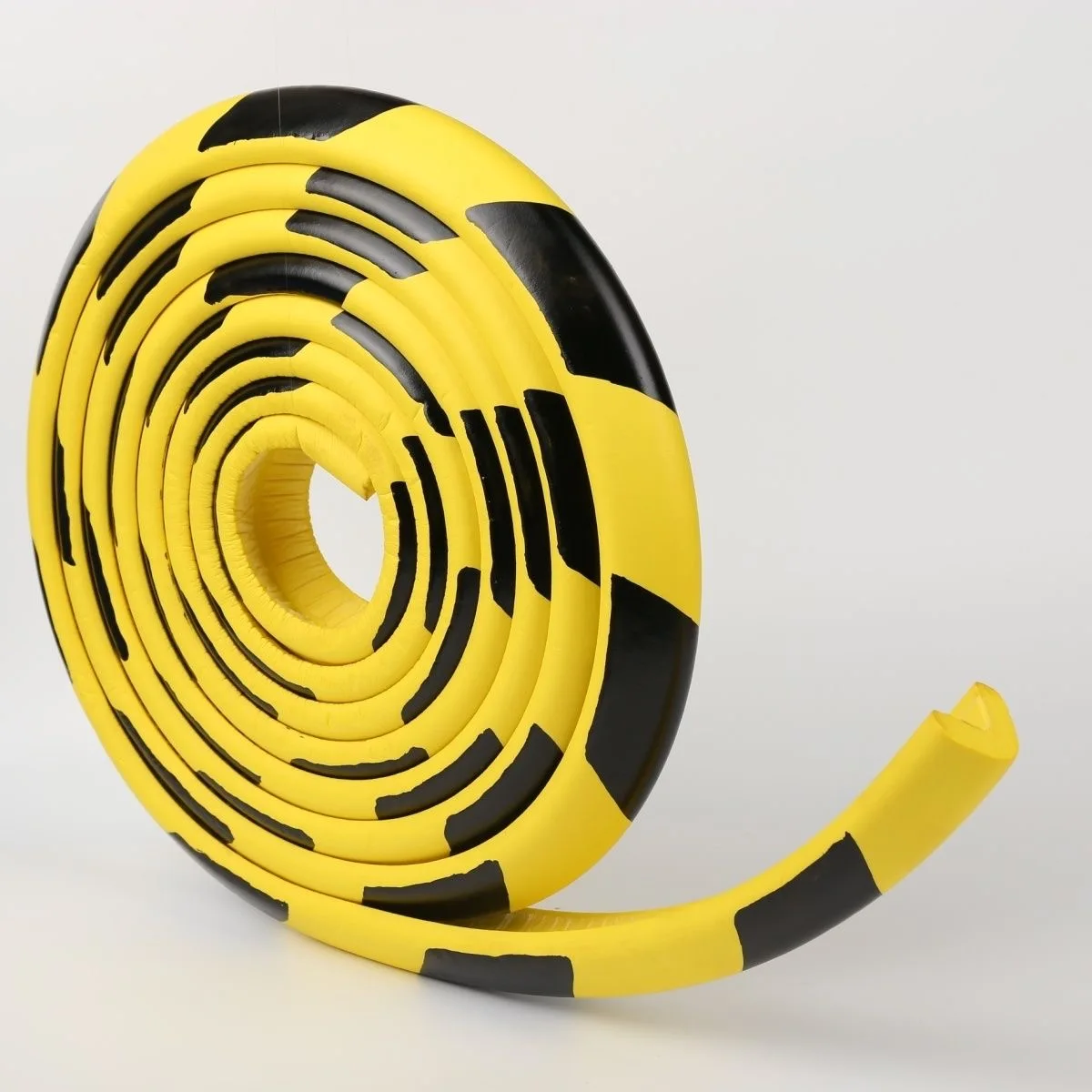 5 м защита стены гаража, защитные полоски для столба, предупреждение о безопасности при парковке, угол двери автомобиля, защитные наклейки от столкновений
5 м защита стены гаража, защитные полоски для столба, предупреждение о безопасности при парковке, угол двери автомобиля, защитные наклейки от столкновений