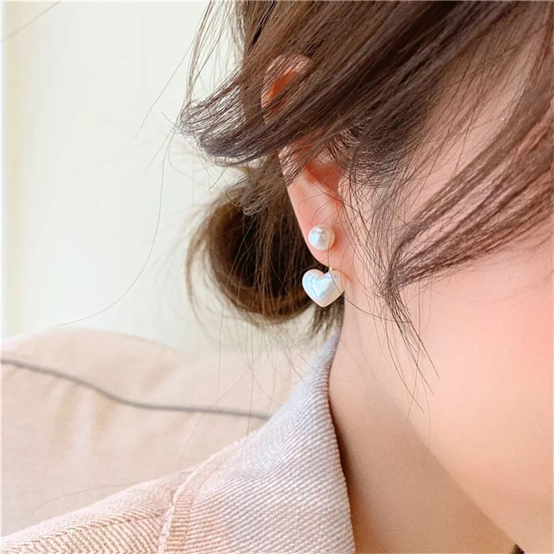 KOREA Heart Pearl Earrings For Women Girls 2022 Trendy Vintage Brincos Cute Flower Geometric Drop Earring pendientes mujer 
KOREA Heart Pearl Earrings For Women Girls 2022 Trendy Vintage Brincos Cute Flower Geometric Drop Earring pendientes mujer