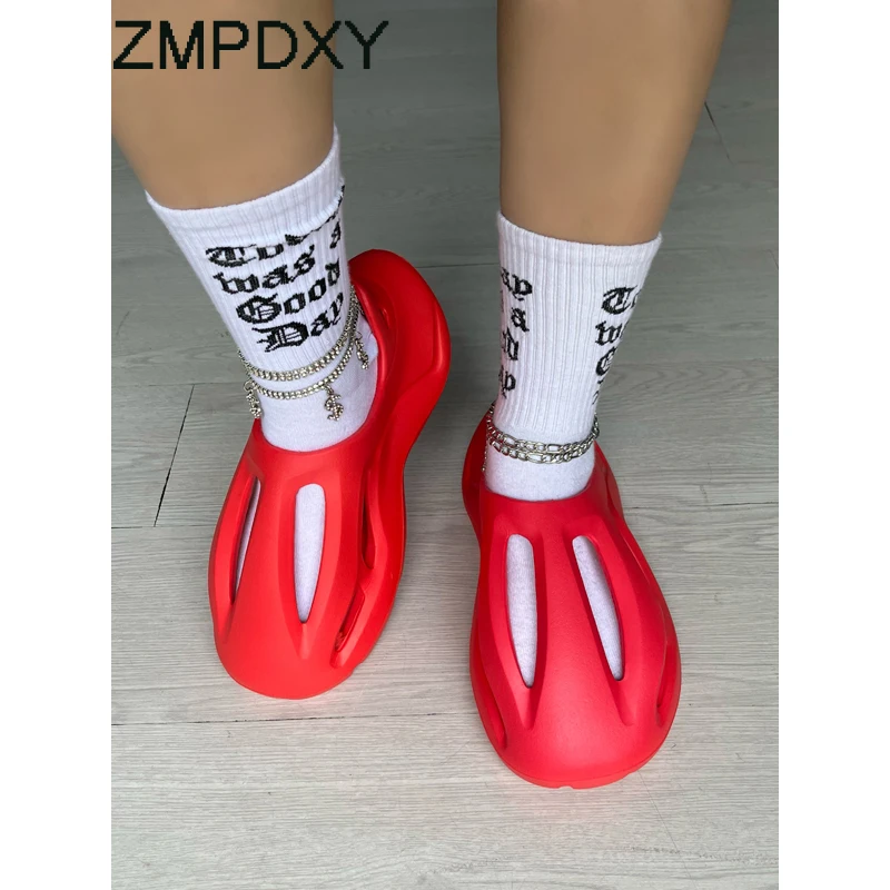 2022Hollow Out Garden Slippers Men Shoes Breathable Clogs Summer Outdoor Men Sandals Women Beach Slippers Camouflage Slides
2022Hollow Out Garden Slippers Men Shoes Breathable Clogs Summer Outdoor Men Sandals Women Beach Slippers Camouflage Slides