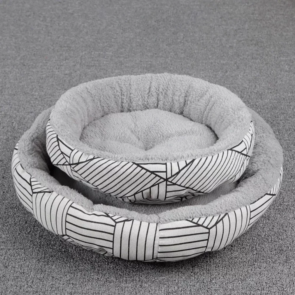 Dog Bed Large Round Pet Dog Cat Bed Cushion Breathable Mat Pad Cozy Warm Soft House Cat Bed Dog Cat Accessories
Dog Bed Large Round Pet Dog Cat Bed Cushion Breathable Mat Pad Cozy Warm Soft House Cat Bed Dog Cat Accessories