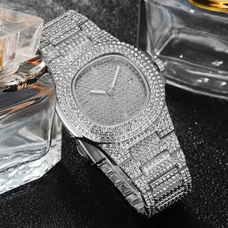 Женские кварцевые наручные часы с ремешком из стали
Женские кварцевые наручные часы с ремешком из стали