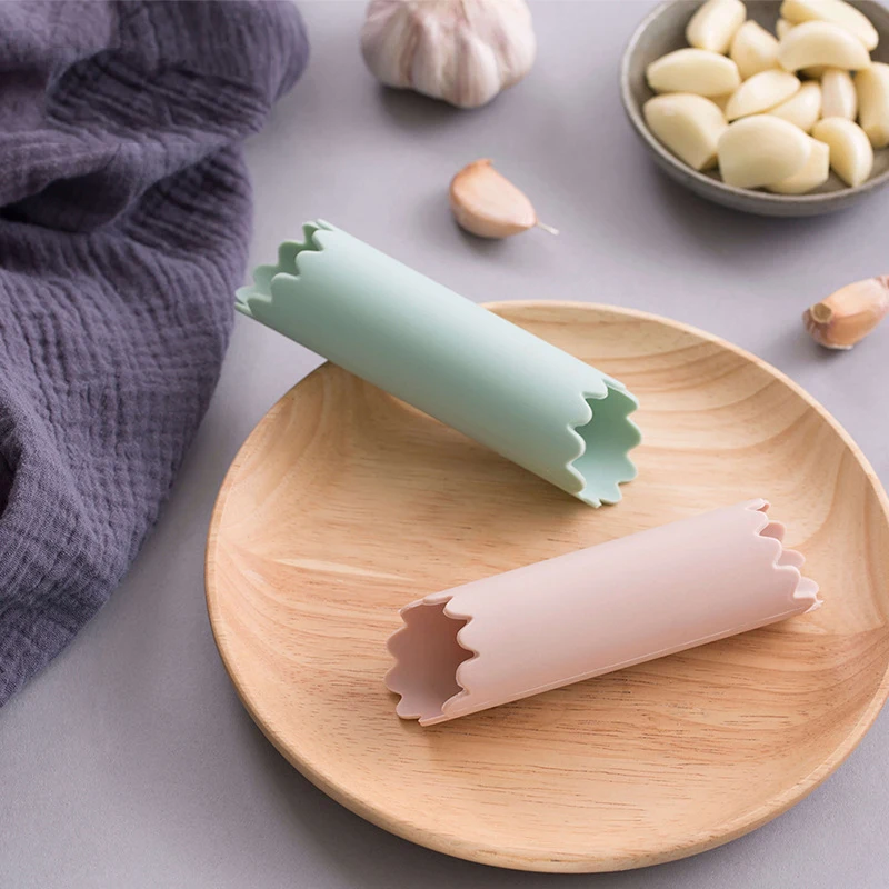 Creative household goods practical kitchen daily necessities home daily necessities garlic peeler food grade silicone material
Creative household goods practical kitchen daily necessities home daily necessities garlic peeler food grade silicone material