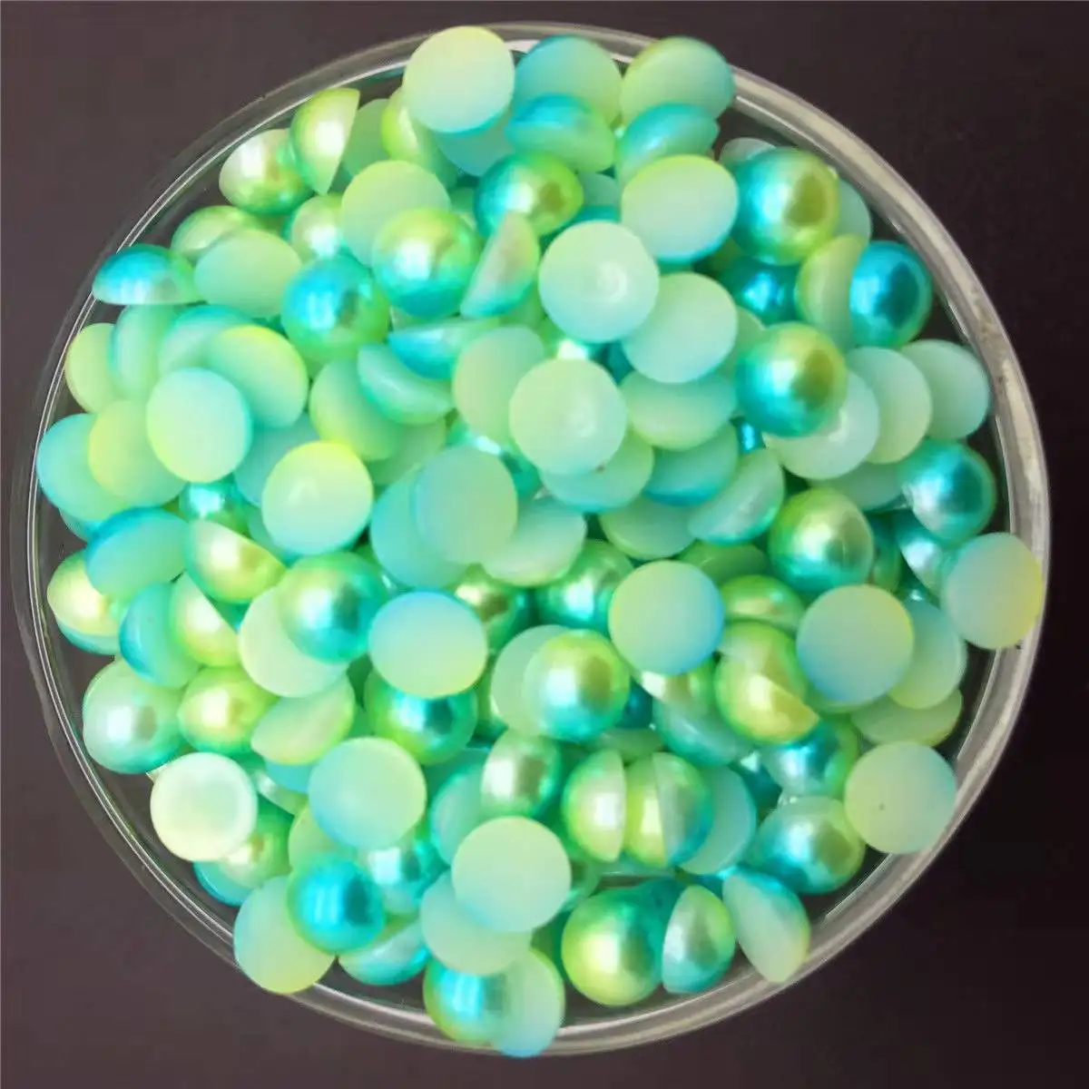 Two-color Zhexuan semi-circle imitation pearl flat bottom half-pearl DIY handmade ornaments
Two-color Zhexuan semi-circle imitation pearl flat bottom half-pearl DIY handmade ornaments