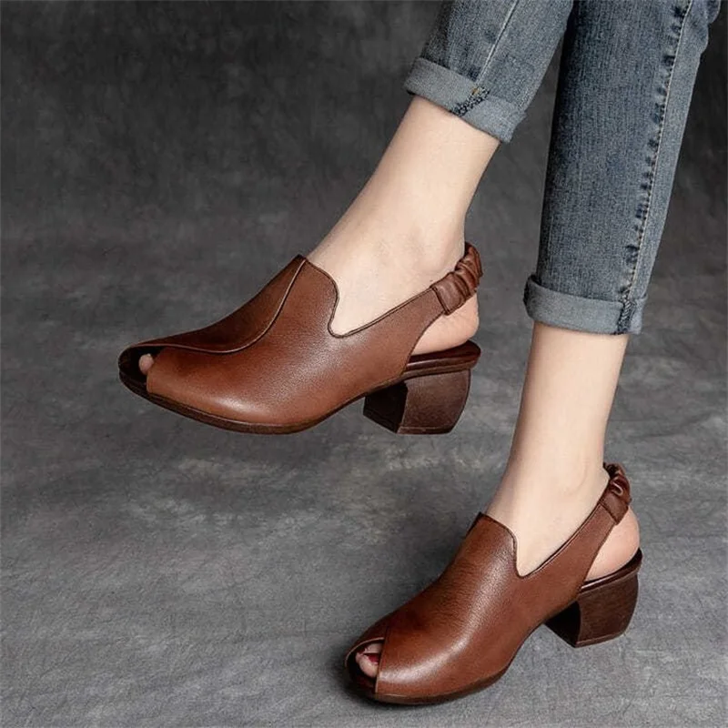Women's sandals 2022 summer new open-toed shoes fashion middle heel mom sexy shoes all-match fish mouth women's leather shoes
Women's sandals 2022 summer new open-toed shoes fashion middle heel mom sexy shoes all-match fish mouth women's leather shoes