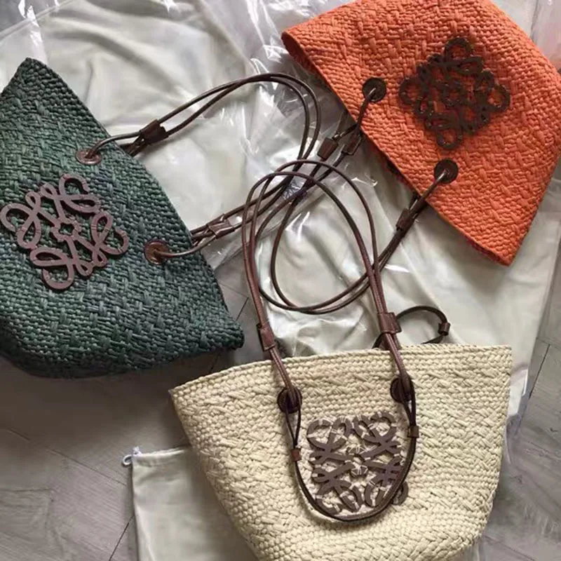 Luxury Handmade Straw Bags Fashion Summer Woven Vegetable Basket Bag Shoulder Messenger Bags Tote Large-capacity Beach Handbag
Luxury Handmade Straw Bags Fashion Summer Woven Vegetable Basket Bag Shoulder Messenger Bags Tote Large-capacity Beach Handbag