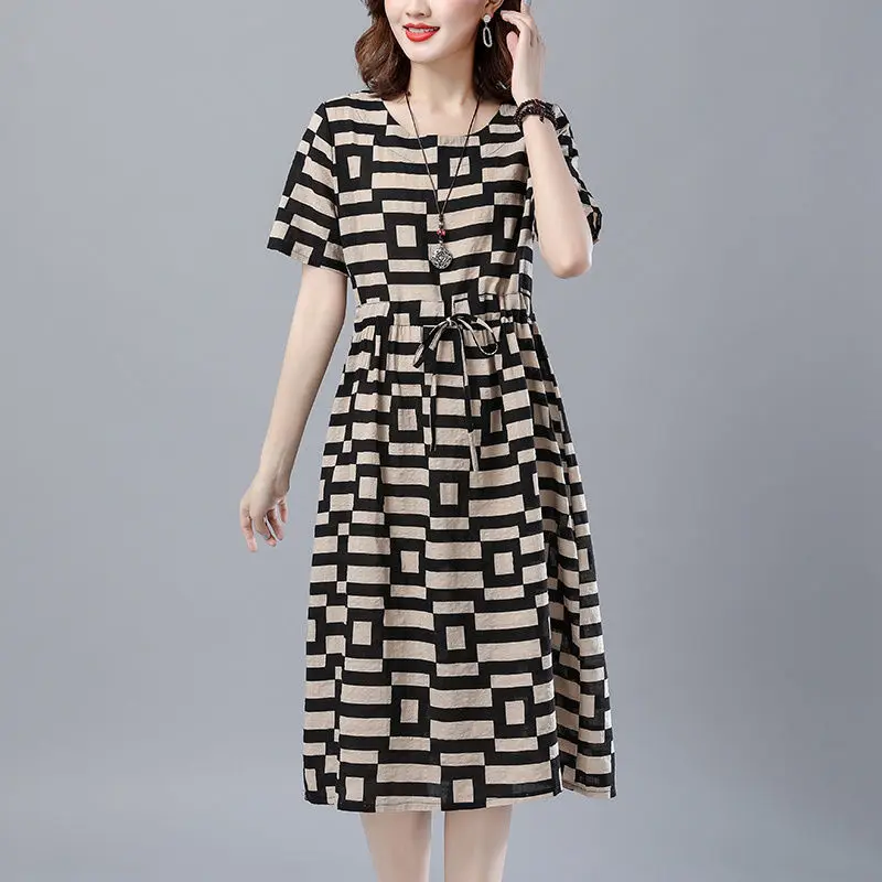 2023 Summer New Women Vintage Korean Print Long Dresses Female Chic Fashion Casual High Waist A Line Vestidos Clothing S131
2023 Summer New Women Vintage Korean Print Long Dresses Female Chic Fashion Casual High Waist A Line Vestidos Clothing S131