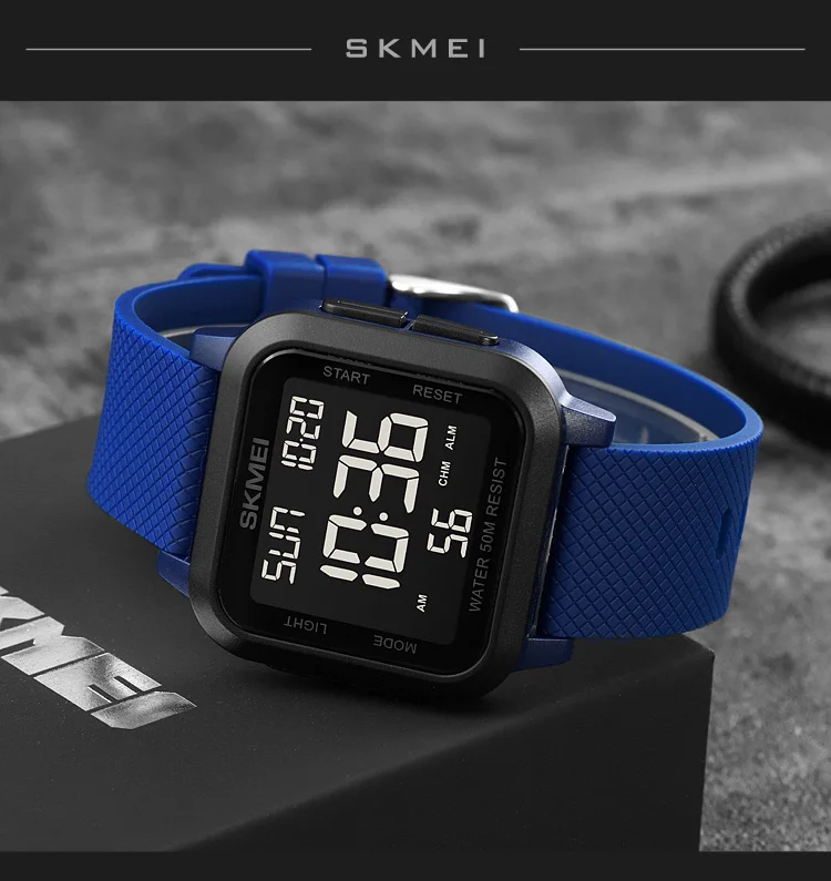 Fashion outdoor sports watch Men's alarm clock timing clock waterproof military watch LED display vibrating digital watch watch
Fashion outdoor sports watch Men's alarm clock timing clock waterproof military watch LED display vibrating digital watch watch