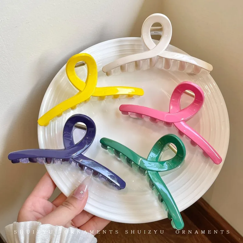 2023 New Korean Version Hair Claw Clip for Women Acrylic Candy Colour Large Hair Shark Hair Clip for Women Hair Accessories
2023 New Korean Version Hair Claw Clip for Women Acrylic Candy Colour Large Hair Shark Hair Clip for Women Hair Accessories