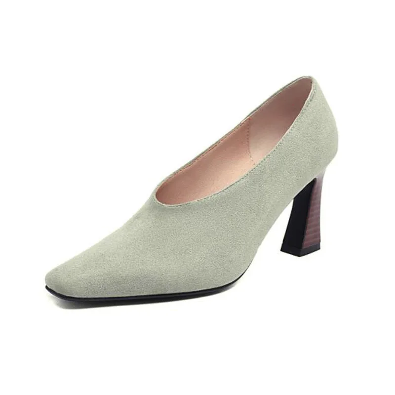 Size 34~48 Temperament Deep Mouth 7.5CM High Heels Women Pumps 2022 New Style Black Suede Frosted Single Shoes Zapatillas Mujer
Size 34~48 Temperament Deep Mouth 7.5CM High Heels Women Pumps 2022 New Style Black Suede Frosted Single Shoes Zapatillas Mujer