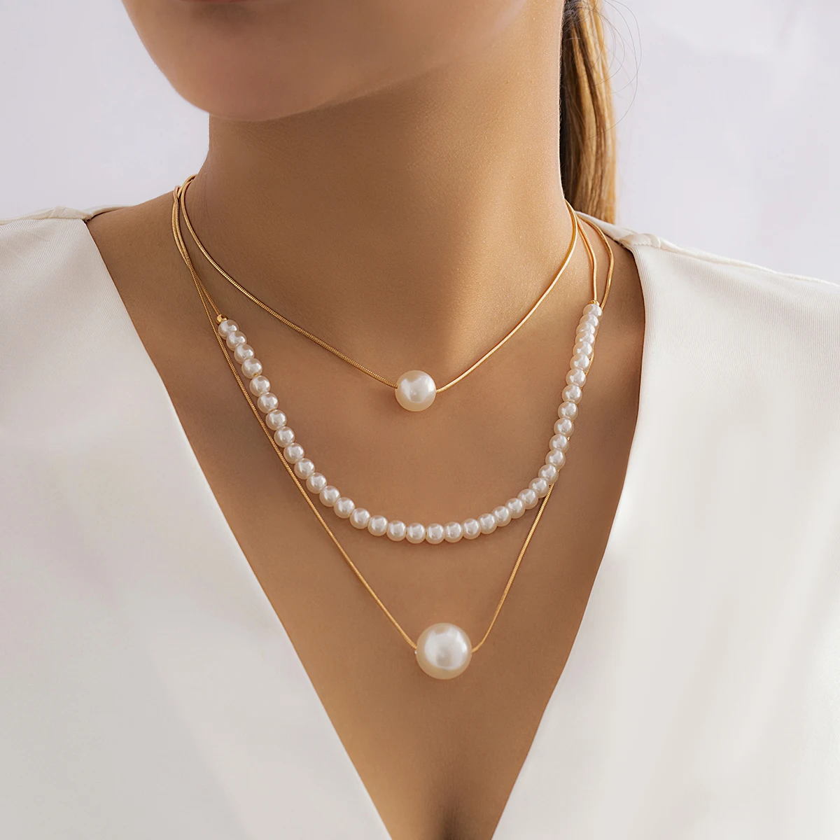 Vintage Imitation Pearl Snake Chain Choker Necklaces for Women Wedding Bride Elegant Ball Pendant Thin Link Accessories Jewelry
Vintage Imitation Pearl Snake Chain Choker Necklaces for Women Wedding Bride Elegant Ball Pendant Thin Link Accessories Jewelry