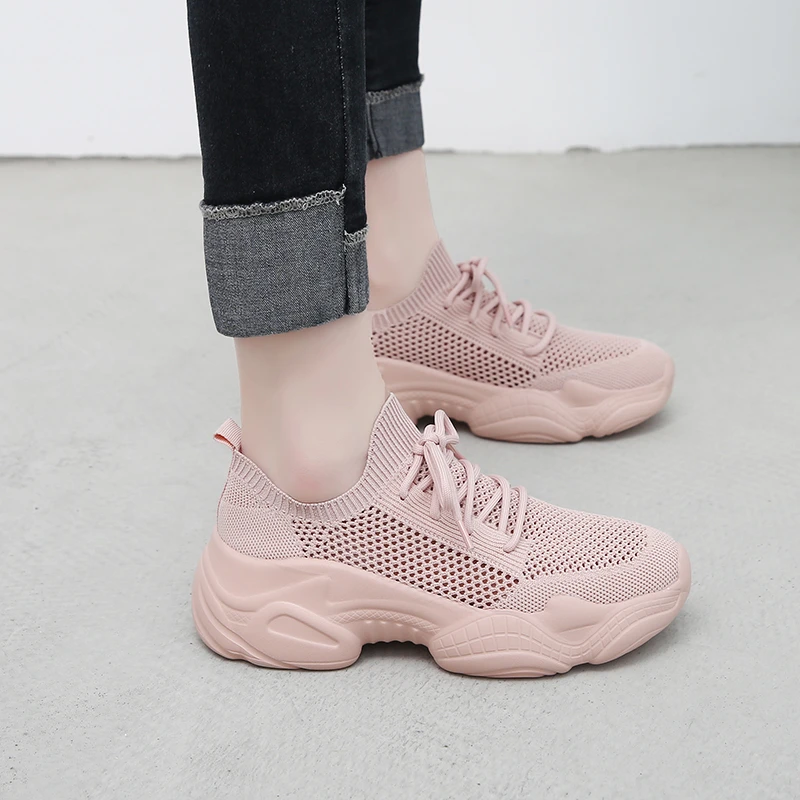 Zapatillas de deporte informales para mujer, zapatos deportivos cómodos con cordones de malla, con cuñas gruesas, vulcanizados
Zapatillas de deporte informales para mujer, zapatos deportivos cómodos con cordones de malla, con cuñas gruesas, vulcanizados