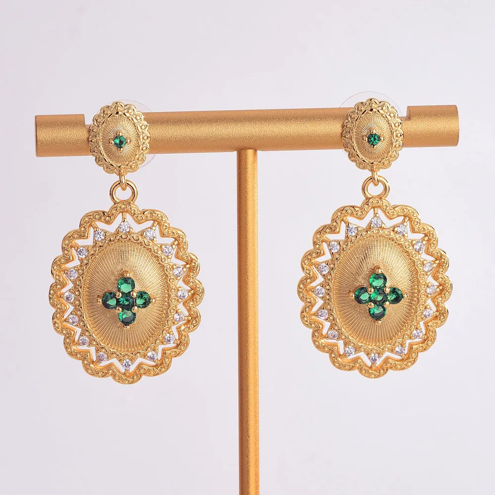 fashion pendant court women's golden necklace earring set Italian craft vintage baroque golden jewelry set
fashion pendant court women's golden necklace earring set Italian craft vintage baroque golden jewelry set