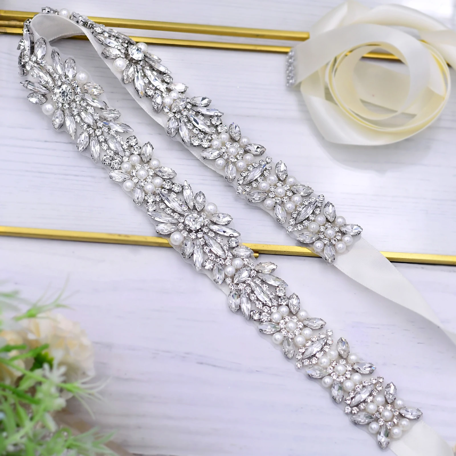 TRiXY Luxury Jewelry Belt Silver Dress Belts Rhinestone Pearl Wedding Skirt Bridal Gown Sash Bridesmaid Party Caftan Accessories
TRiXY Luxury Jewelry Belt Silver Dress Belts Rhinestone Pearl Wedding Skirt Bridal Gown Sash Bridesmaid Party Caftan Accessories